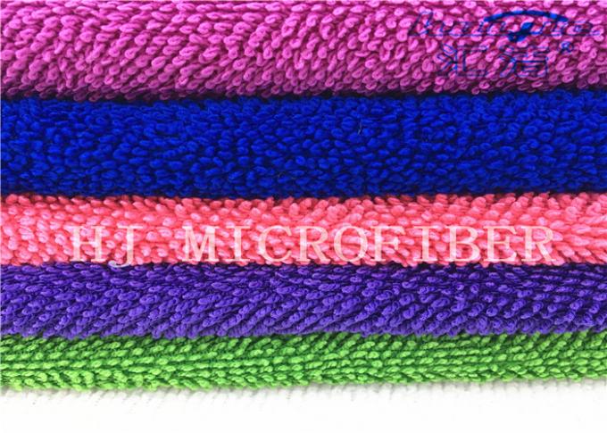 Απορροφητικό ύφασμα συστροφής Microfiber υφασμάτων Microfiber καθαρίζοντας που χρησιμοποιείται στο Mop ή την πετσέτα